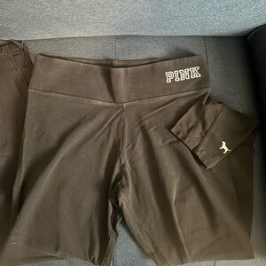 PINK Victoria's Secret leggings